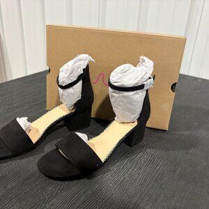 🔥 Brand New Sugar Noelle Block Heel Sandals – Size 7.5 – Save BIG! 🔥